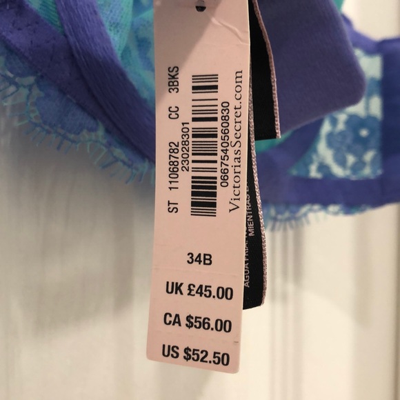 Very sexy unlined Demi 34B NWT Victoria’s Secret - Picture 5 of 6